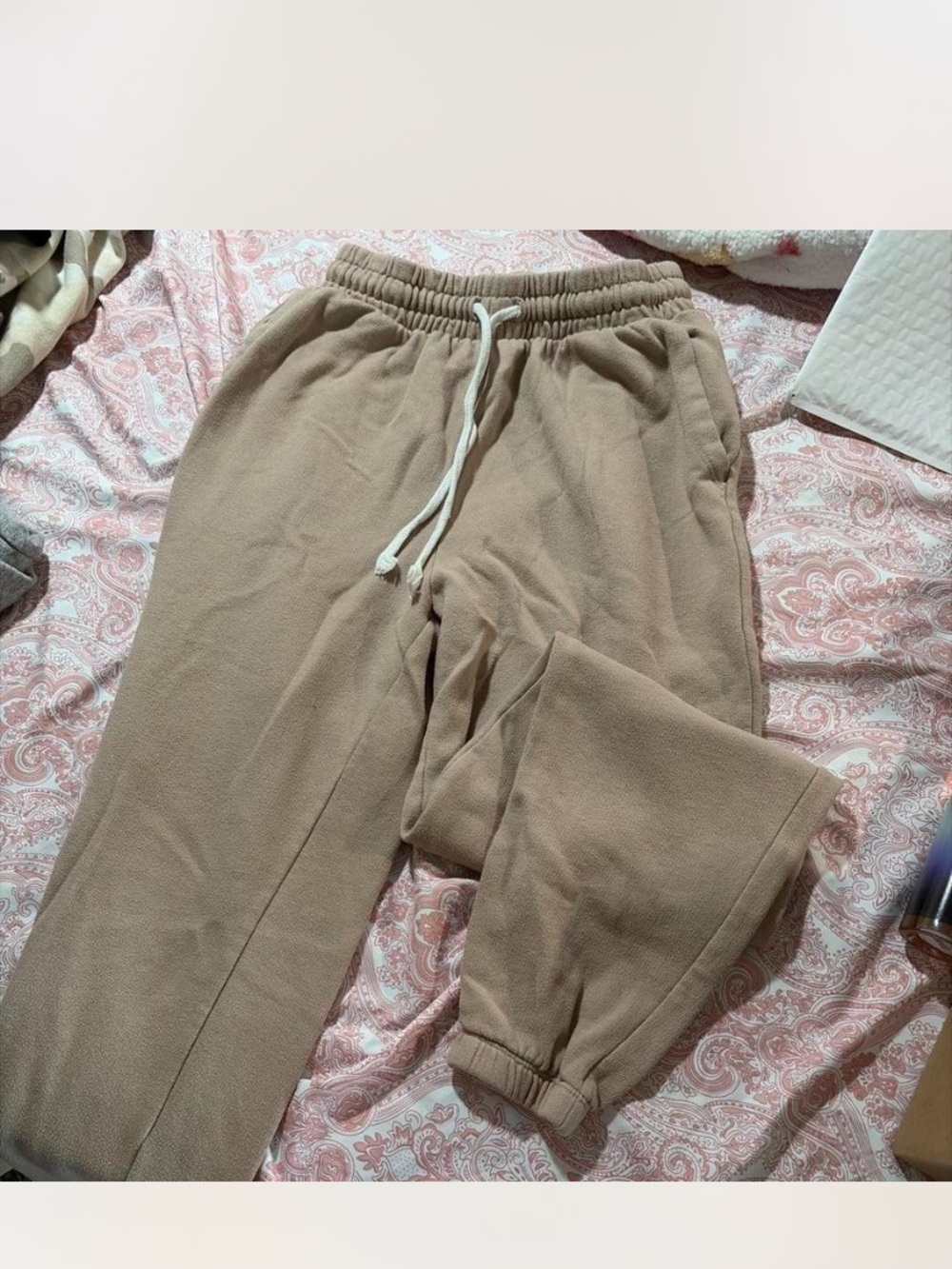 Drawstring sweatpants